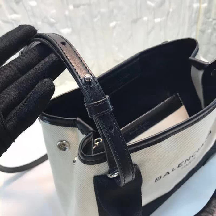 BALENCIAG巴黎世家 專櫃最新系列 升級版 定制原版麻帆布面料 米白色購物袋  BL1551